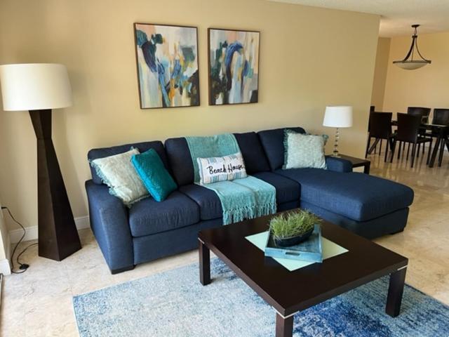 Renovated 2/2 Unit At Yacht Club/Aventura Apartment Luaran gambar